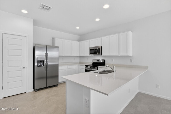 Building Photo - 12509 E Verbina Ln