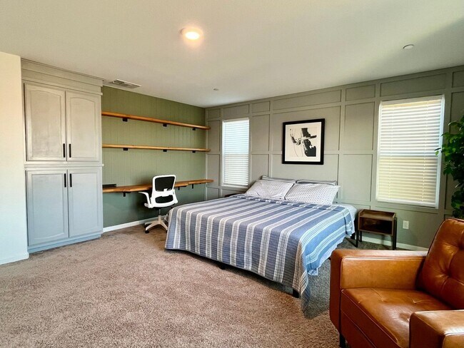 Foto del edificio - 4 Bedroom Single Family Home in Elk Grove