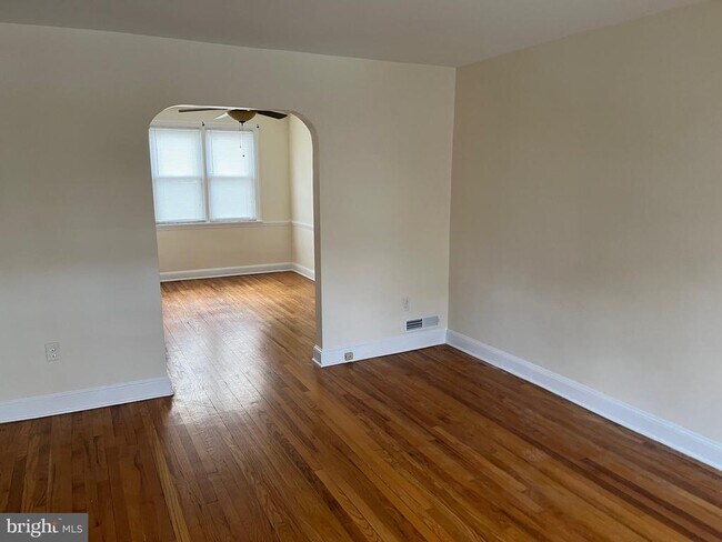 Foto del edificio - 2722 W 3rd St