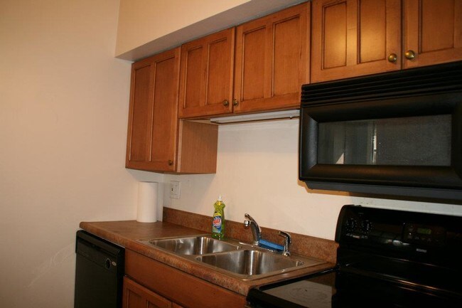 Foto del edificio - 629 S Negley Ave
