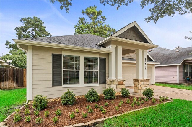 Building Photo - 12719 Hart Hollow Ln