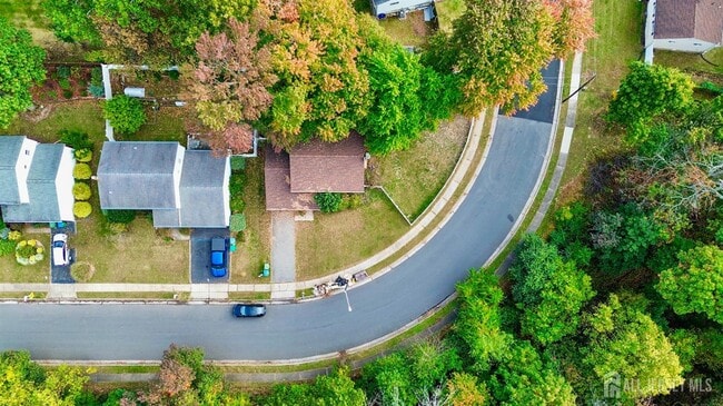Foto del edificio - 30 Brookside Rd