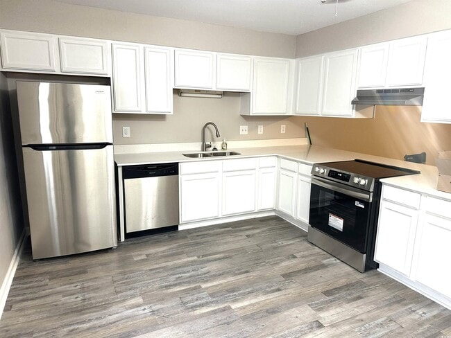 Foto del edificio - 178 Beaver Pond Loop