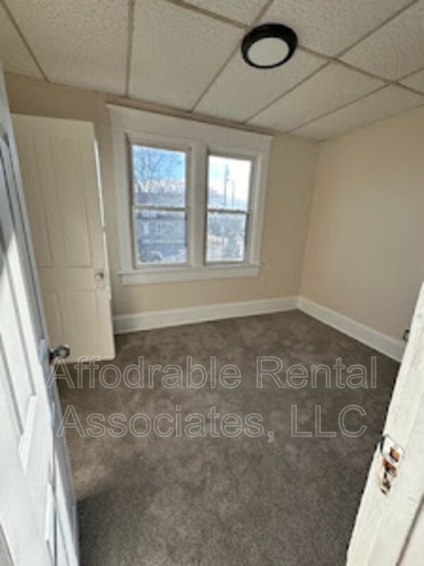 Foto del edificio - 1676 S 3rd St