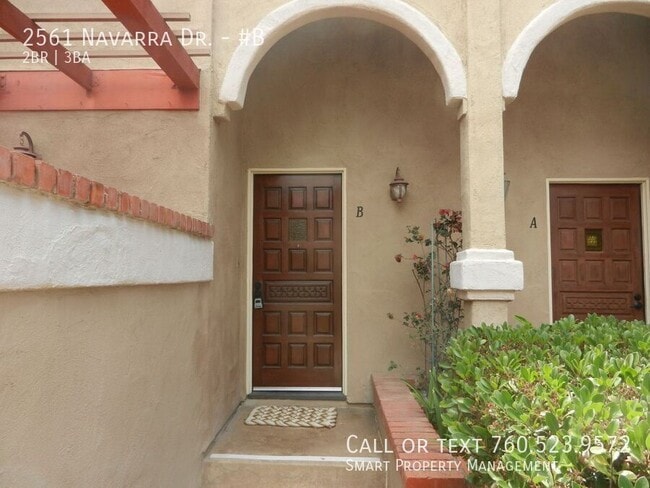 Building Photo - 2561 Navarra Dr