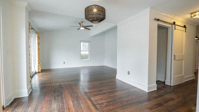 Building Photo - Newly Updated Bungalow in Howell Station