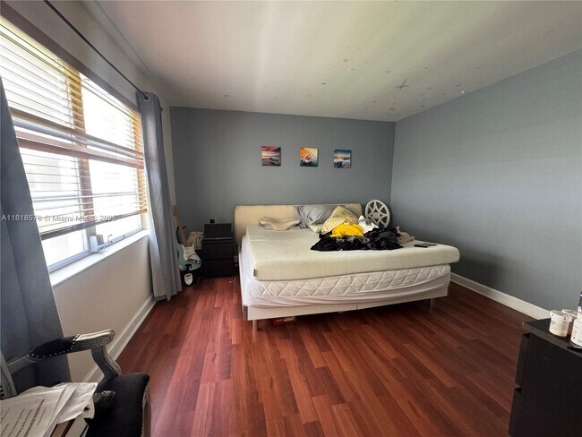 Foto del edificio - 7747 SW 86th St
