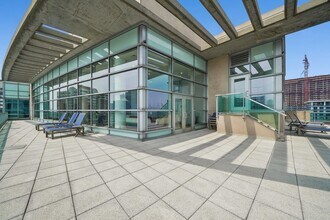 Building Photo - 1 Shore Ln