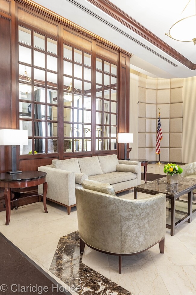 Foto del edificio - 210 E 86th St