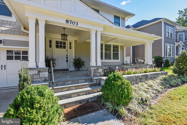 Foto del edificio - 8703 Bradmoor Dr