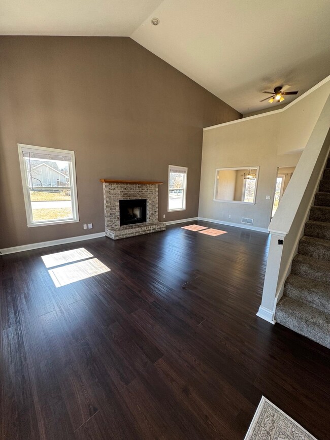 Building Photo - 836 Wingate Pl