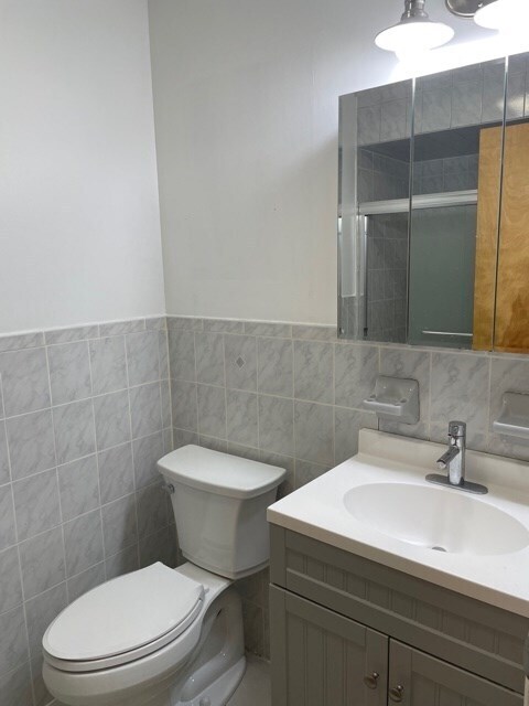 Building Photo - 4811 Cottage Ave