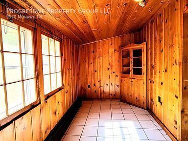 Building Photo - 9570 Mohawk Trail