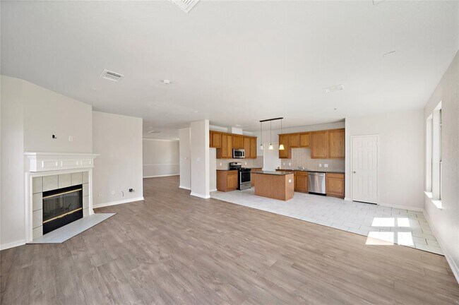 Building Photo - 2310 Enchanted Park Ln