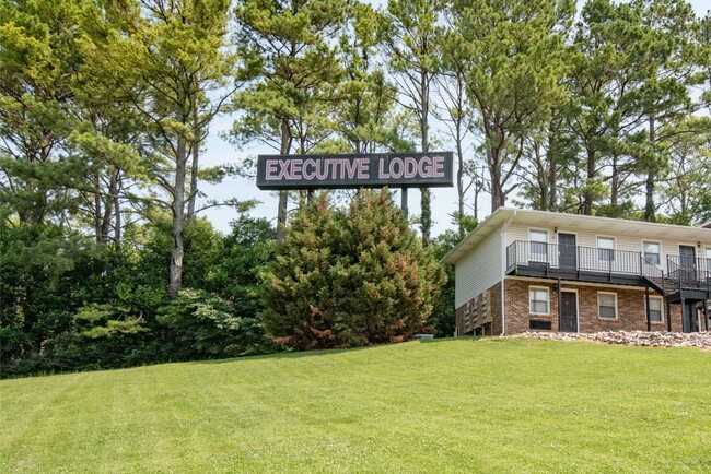 Foto del edificio - Executive Lodge