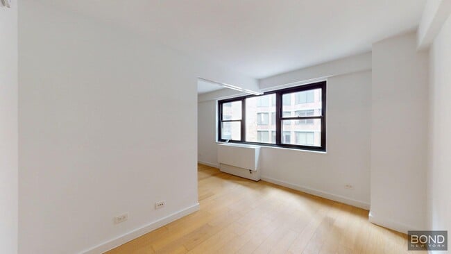 Foto del edificio - 222 E 39th St