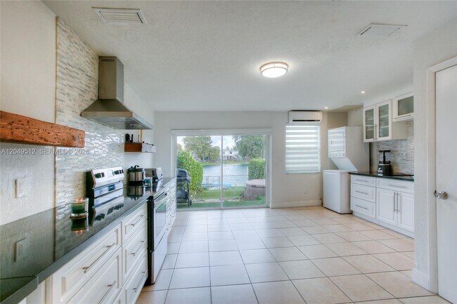 Foto del edificio - 7389 W 18th Ave