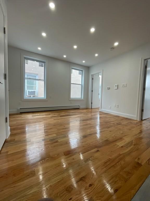 Foto del edificio - 2 bedroom in Brooklyn NY 11218