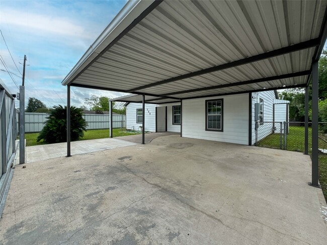 Foto del edificio - 730 Dunkley Dr