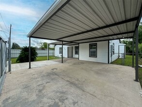 Building Photo - 730 Dunkley Dr