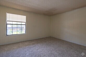 2 BR, 1 BA - 840SF - The Reserve