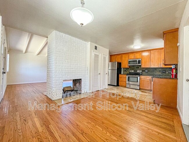 Photo - 1114 Citron Way House