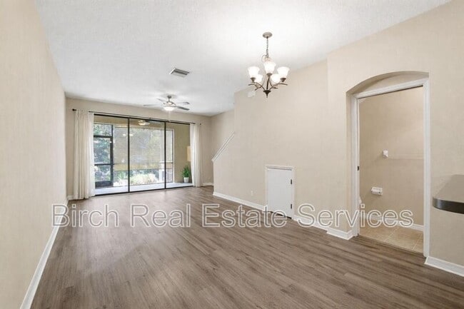 Photo - 11840 13th Way N House