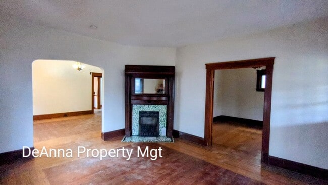 Foto del edificio - 3-Bedroom Duplex