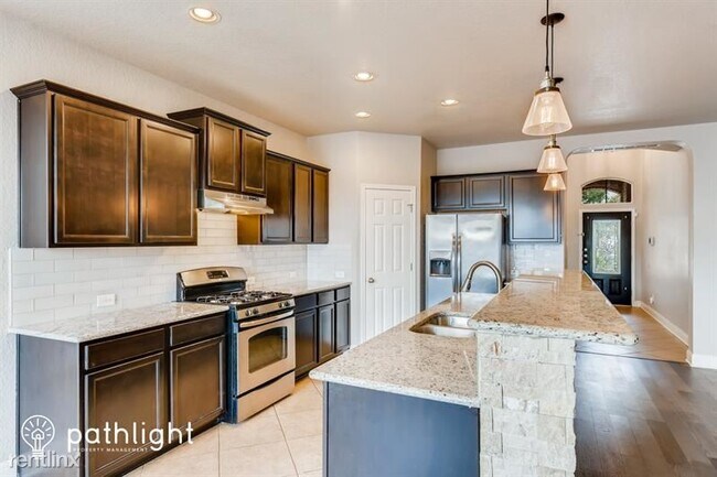 Building Photo - 5 br, 3.5 bath House - 8728 Emerald Sky Drive