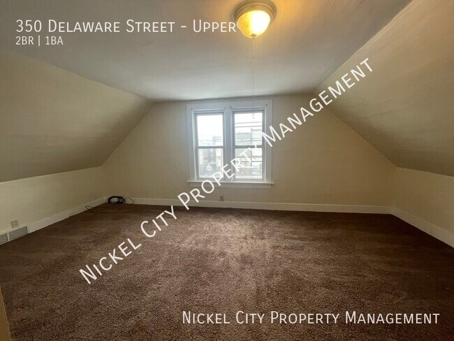 Foto del edificio - 350 Delaware St