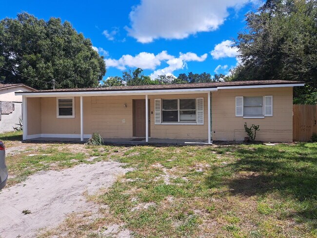 Foto del edificio - 2315 N Whittier St