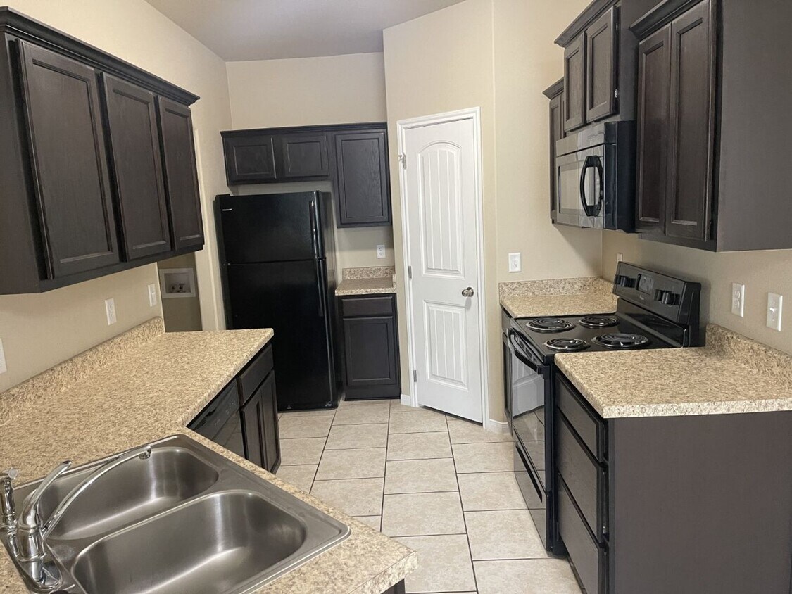 Foto del edificio - 1309 Vanguard Ln