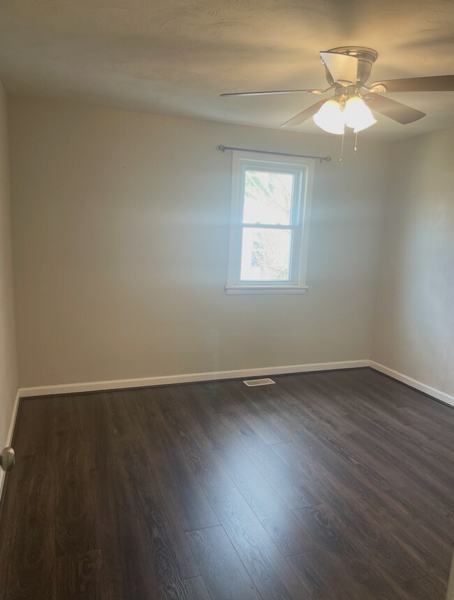 Foto del edificio - 2221 Florida Ave