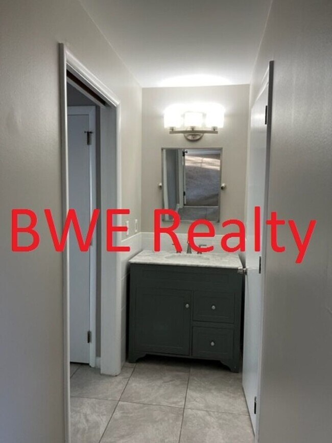 Foto del edificio - Charming 1-Bedroom Condo In Franklin, TN 37064