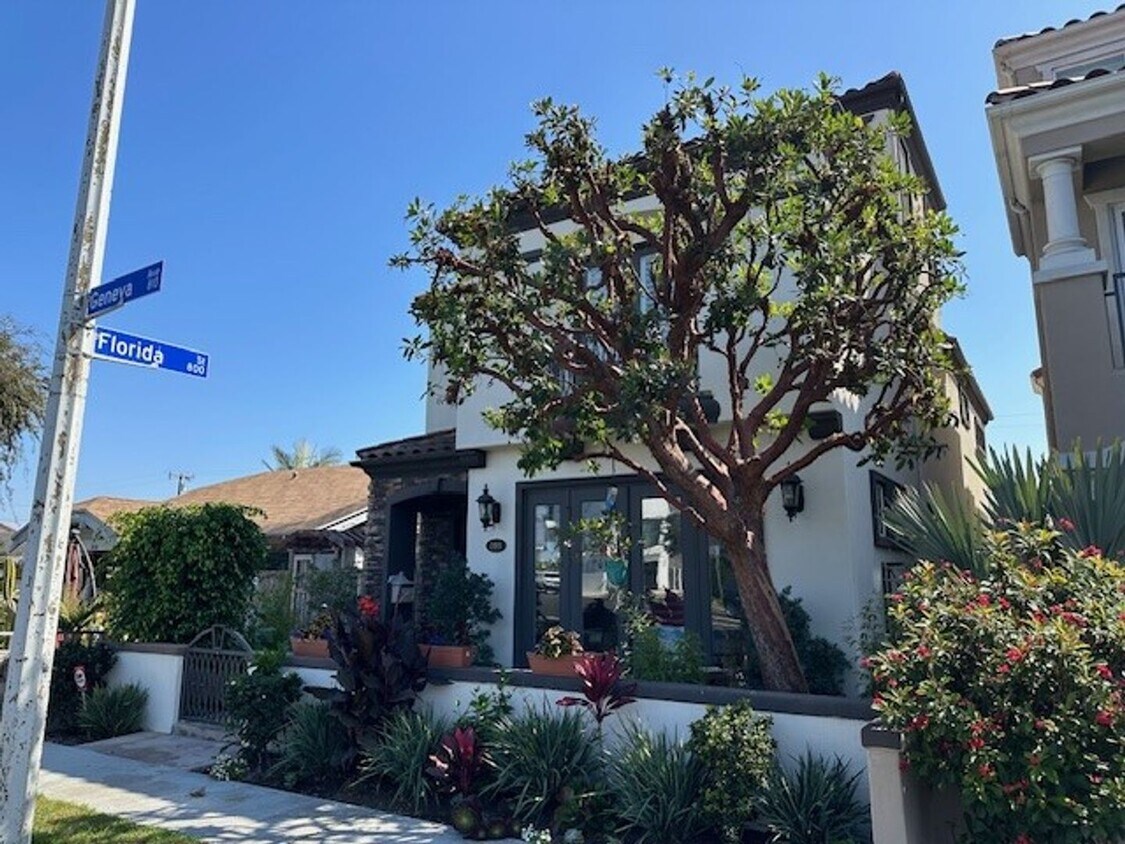 808 Geneva Ave, Huntington Beach, CA 92648 House Rental in Huntington