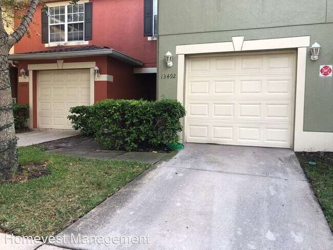 Building Photo - 3 br, 2.5 bath House - 13492 Applerose Lan...