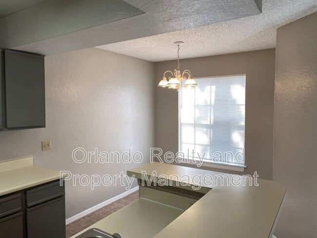 Building Photo - 1037 S Hiawassee Rd