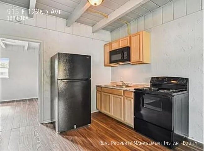 Foto del edificio - 915 E 122nd Ave