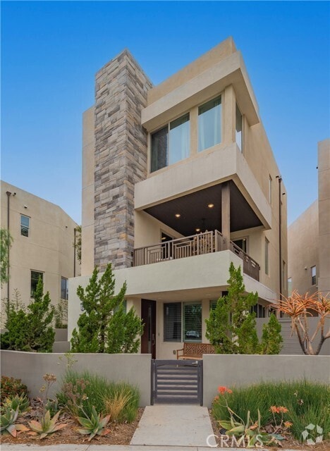 Building Photo - 111 Bosque