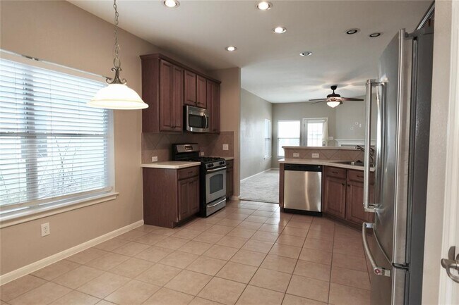 Foto del edificio - 1114 Boxwood Loop