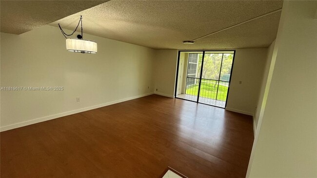 Building Photo - 9630 SW 138th Ave
