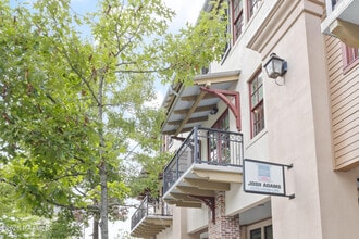 Building Photo - 605 Silverstone Rd