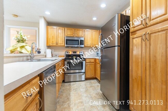 Building Photo - 4751 Travini Cir