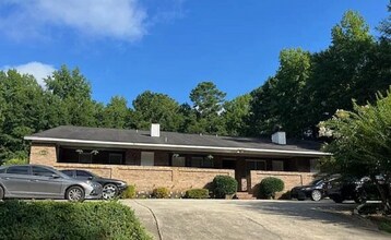 Building Photo - 6233 Cross Tie Ct