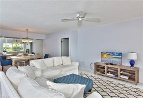 Building Photo - 797 Willowbrook Dr