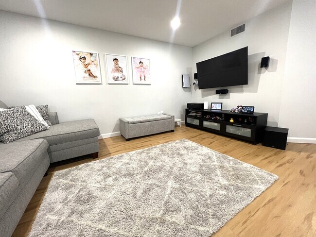 Foto del edificio - 185 Trailside Way