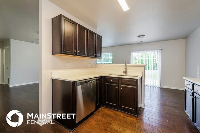 Foto del edificio - 3960 Foliage Dr