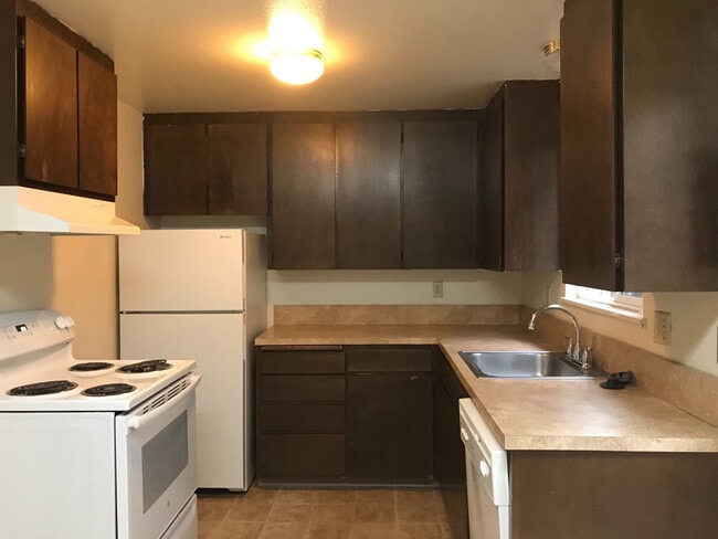 Foto del edificio - 2 Bedroom Apartment~ Near 9th Street ~ Sma...