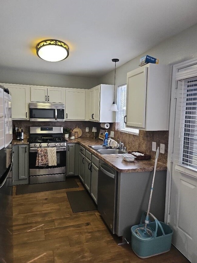 Building Photo - 10902 Clear Villa Ln