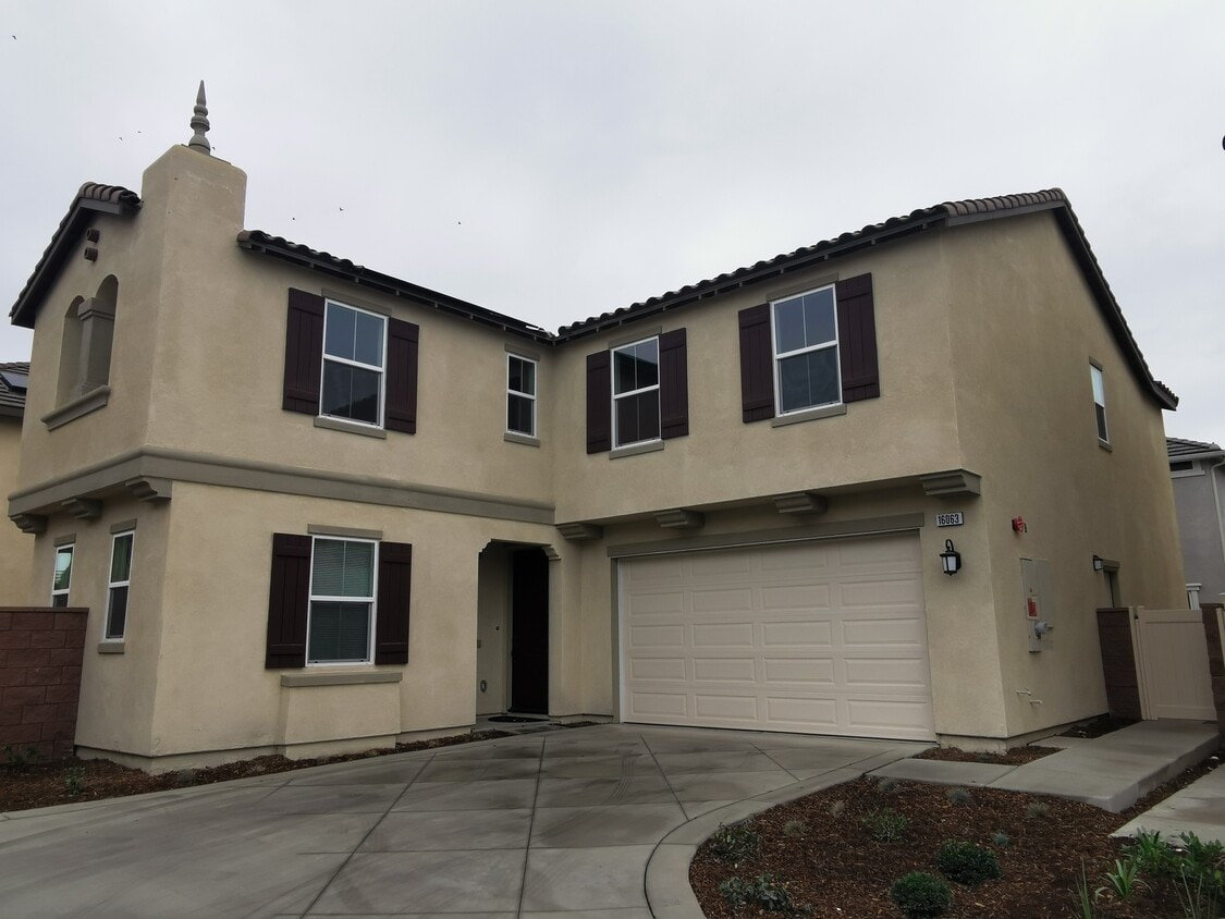 16063 Tanzinite Ln, Chino, CA 91708 Condo for Rent in Chino, CA